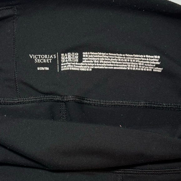 Women’s Size 8 Black Victoria’s Secret Leggings - Picture 2 of 6